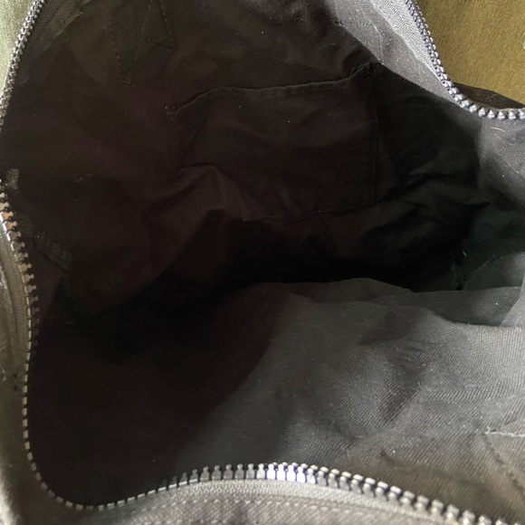 Pink zip bag - Picture 3 of 3